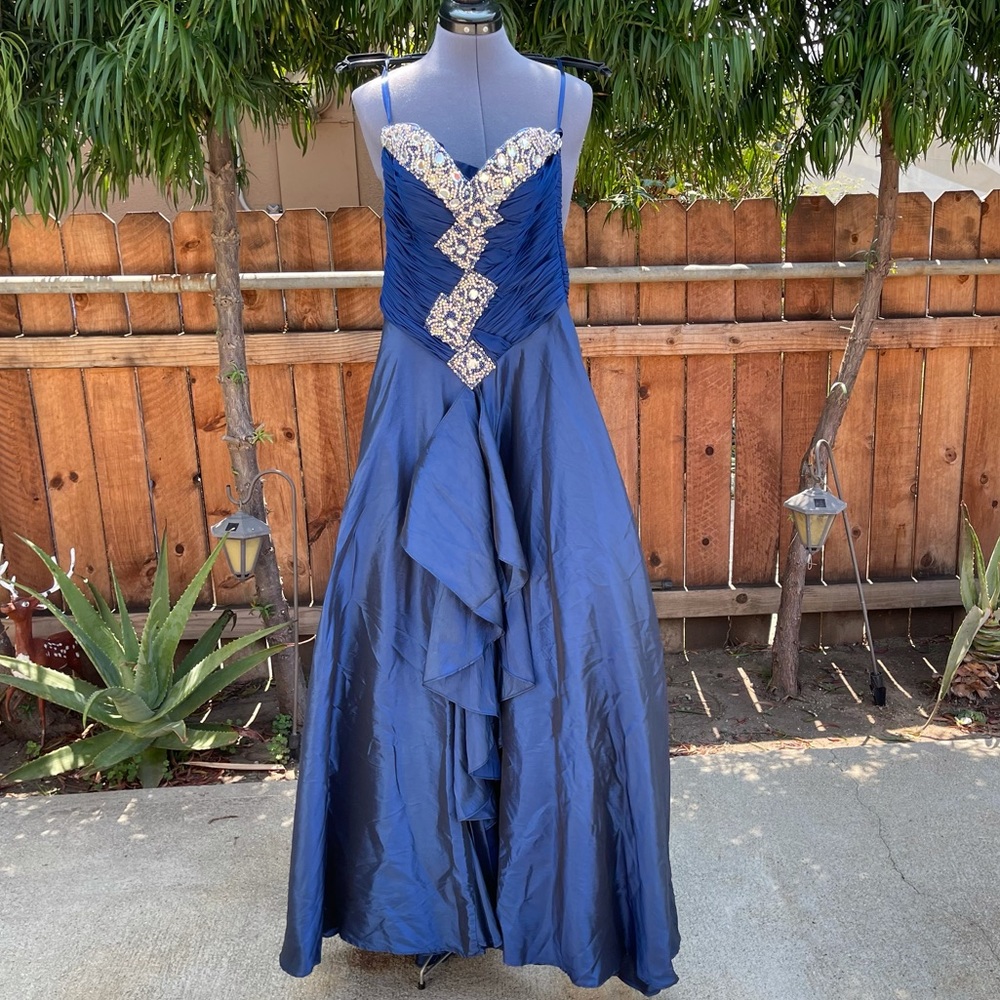 Anny Lee Strapless Embellished Formal Dress size S